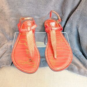 Sam Edelman Gigi Crocodile Pattern Thong Sandals Coral 8M